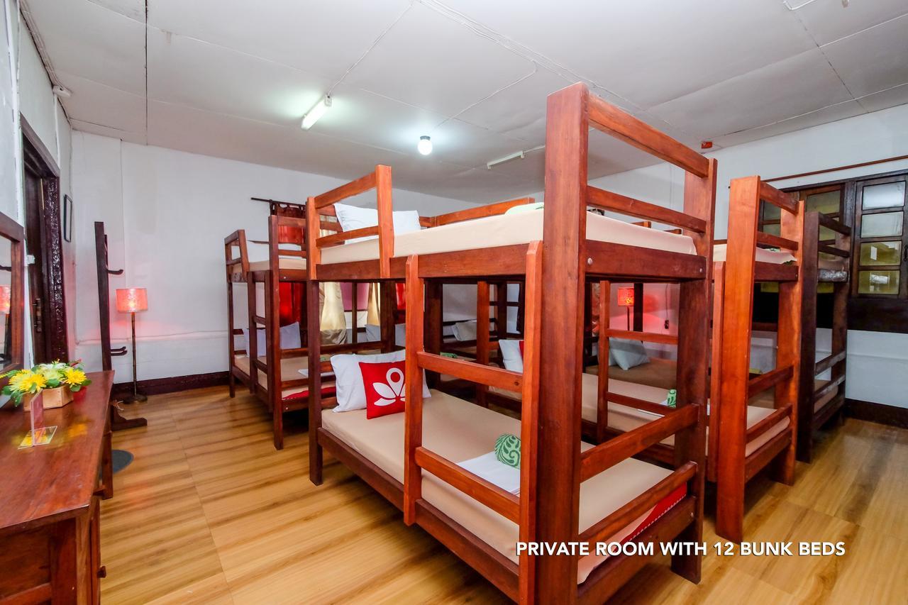 Zen Rooms Calle Crisologo Βιγκάν Εξωτερικό φωτογραφία