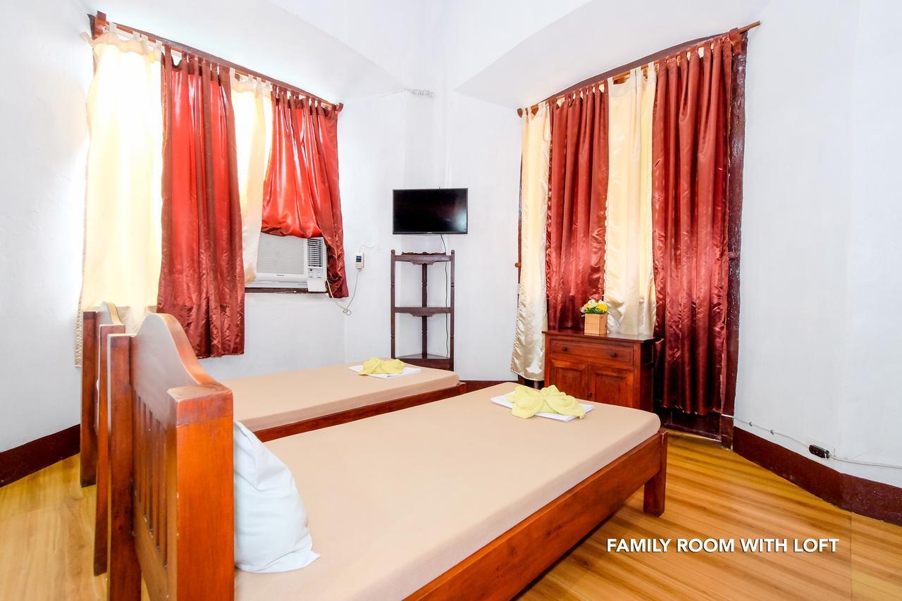 Zen Rooms Calle Crisologo Βιγκάν Εξωτερικό φωτογραφία