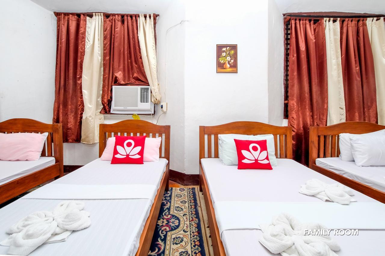 Zen Rooms Calle Crisologo Βιγκάν Εξωτερικό φωτογραφία
