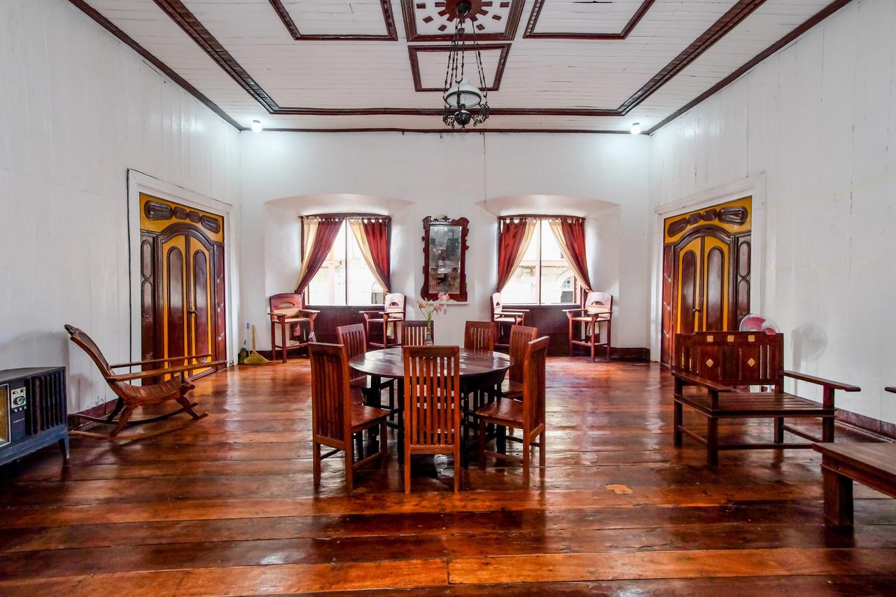 Zen Rooms Calle Crisologo Βιγκάν Εξωτερικό φωτογραφία